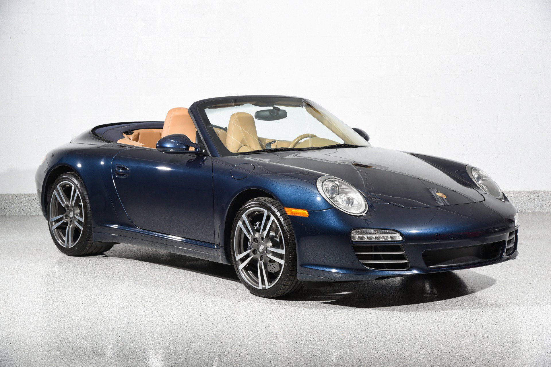 Used 2012 Porsche 911 Carrera 4 AWD/4WD image 3