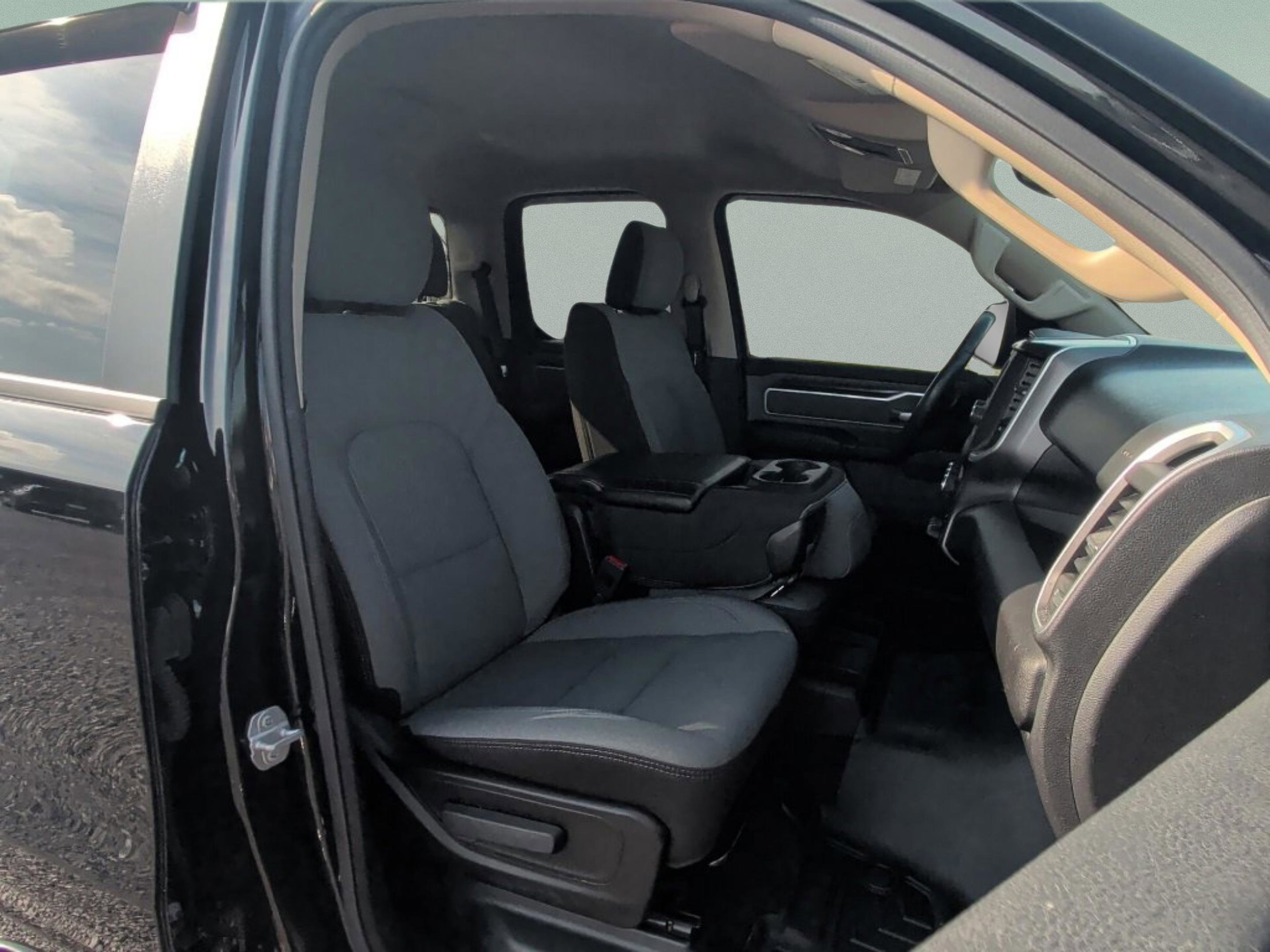 Used 2020 RAM 1500 Big Horn image 34