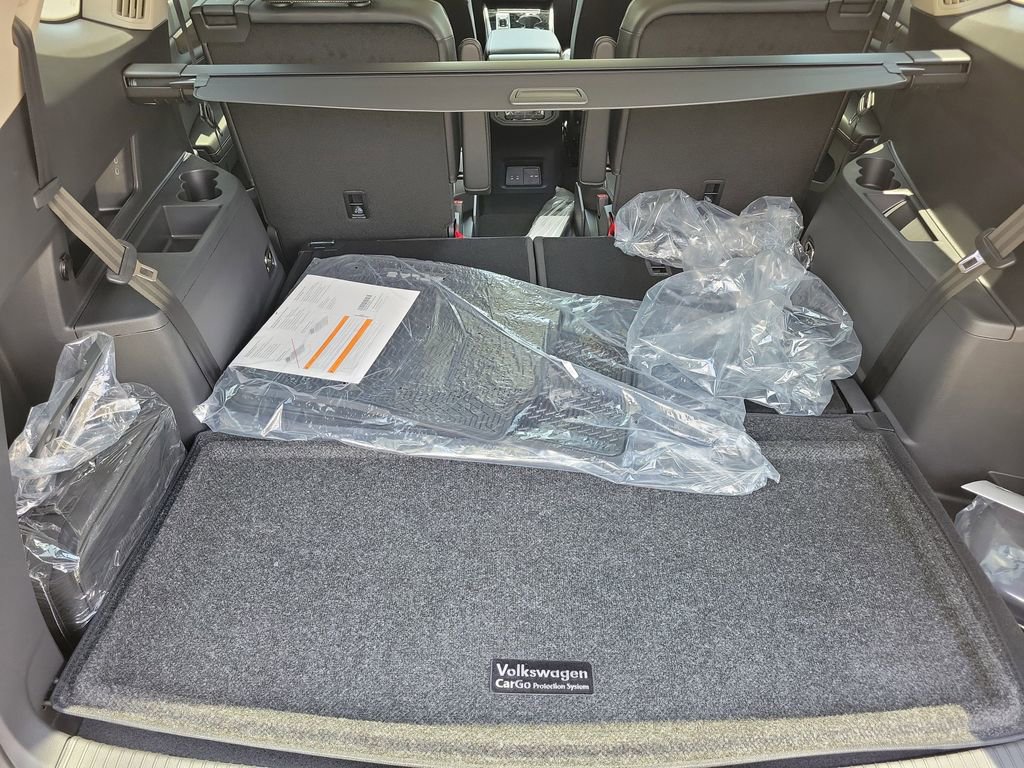 New 2026 Volkswagen Atlas SE FWD image 6