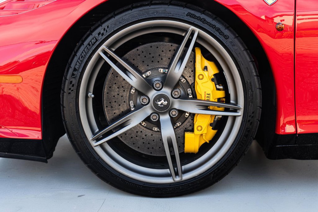 Used 2015 Ferrari 458 Speciale Coupe RWD image 62
