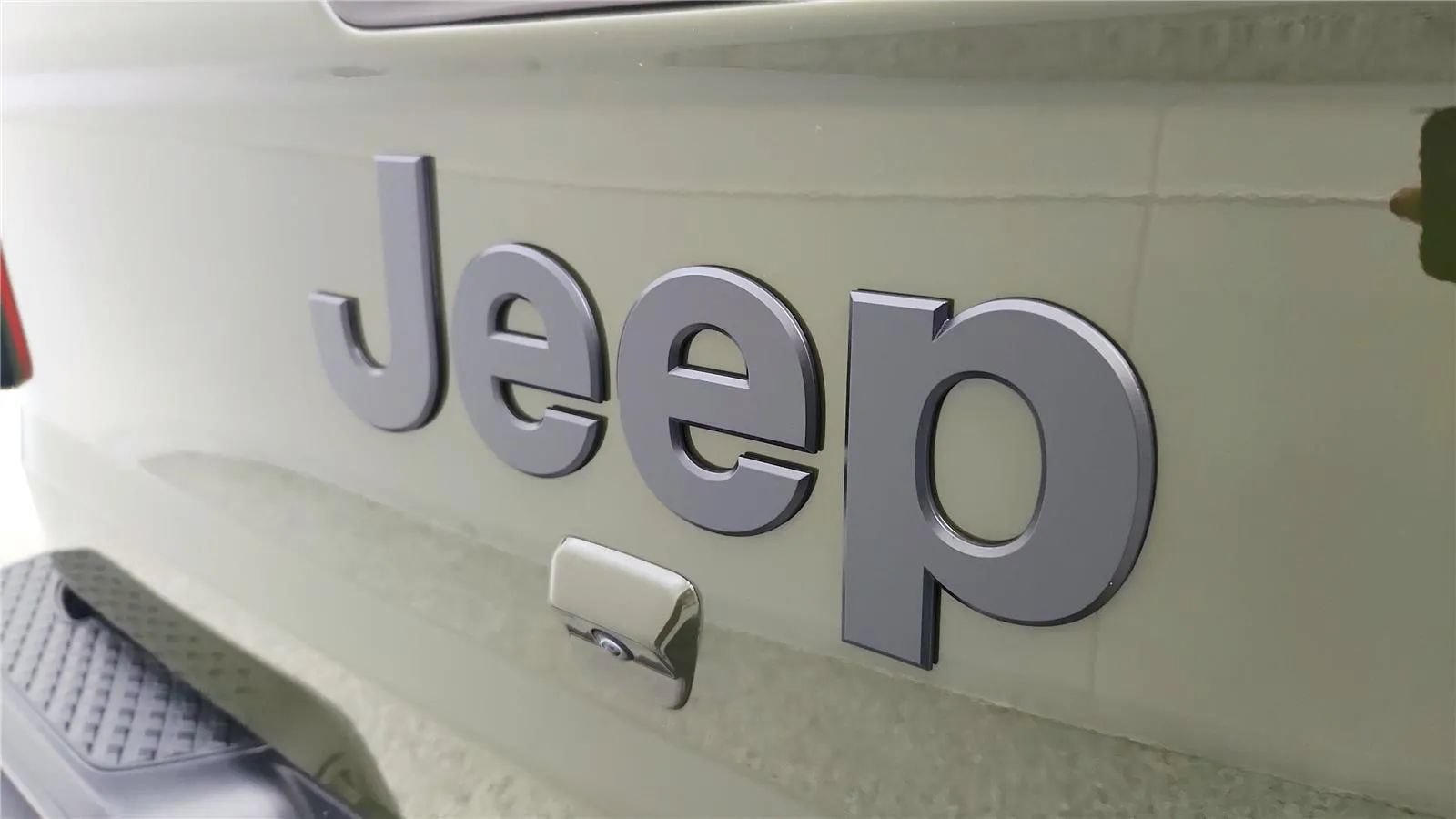 Used 2022 Jeep Gladiator Sport AWD/4WD image 17