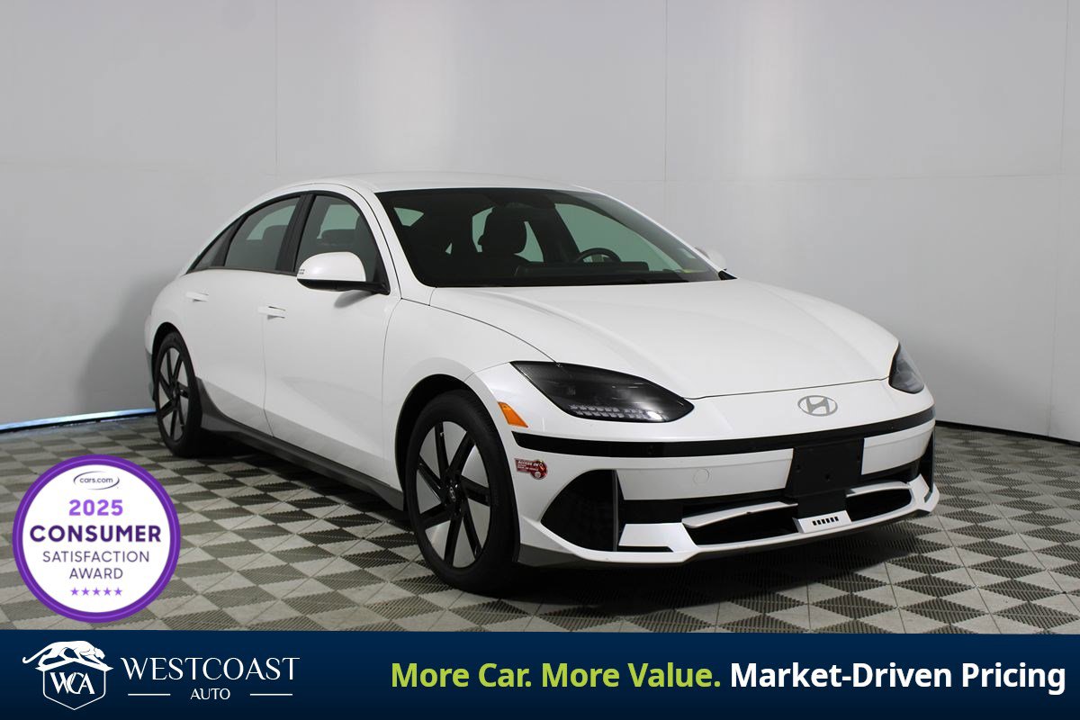 Used 2024 Hyundai Ioniq 6 SE RWD image 1