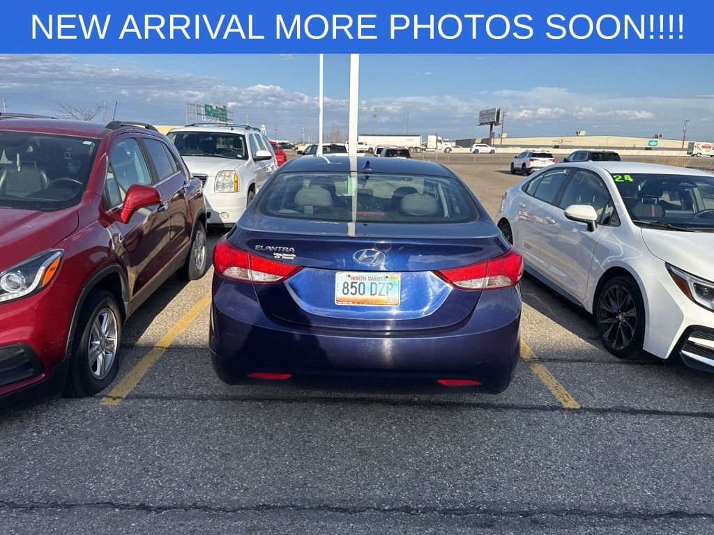Used 2013 Hyundai Elantra GLS FWD image 6