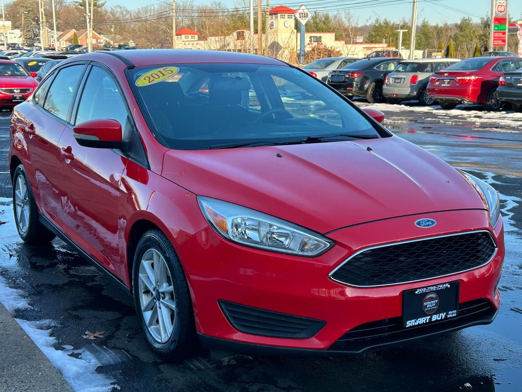 Used 2015 Ford Focus SE image 4