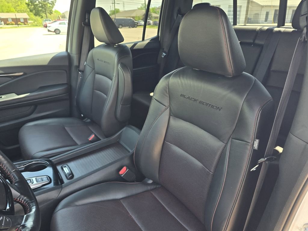 Used 2023 Honda Ridgeline Black Edition image 14