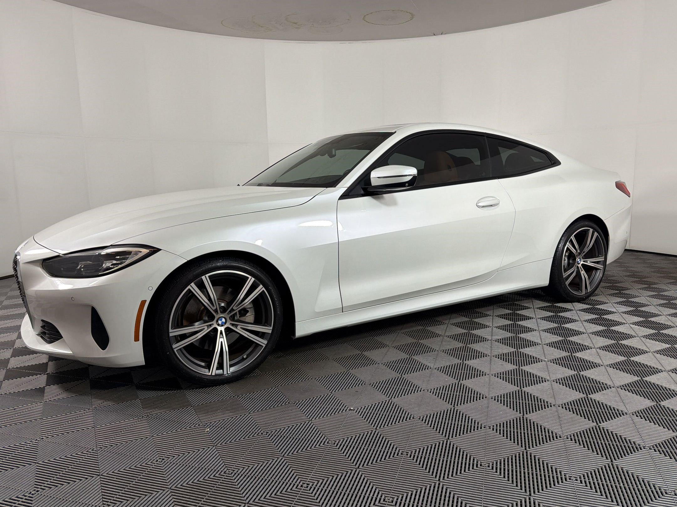 Used 2021 BMW 430i Coupe w/ Premium Package RWD image 25