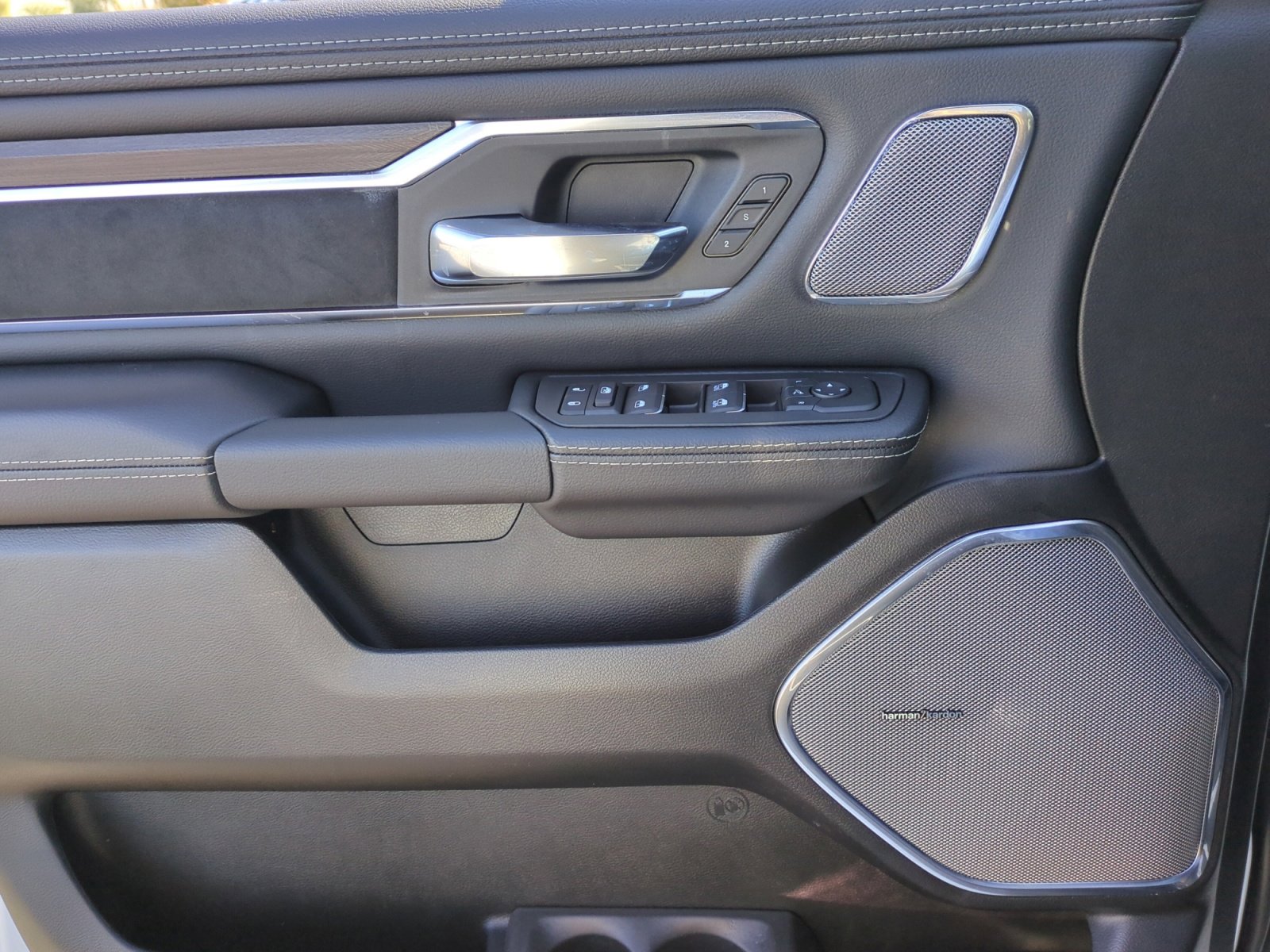 New 2026 RAM 1500 Laramie w/ Night Edition image 13