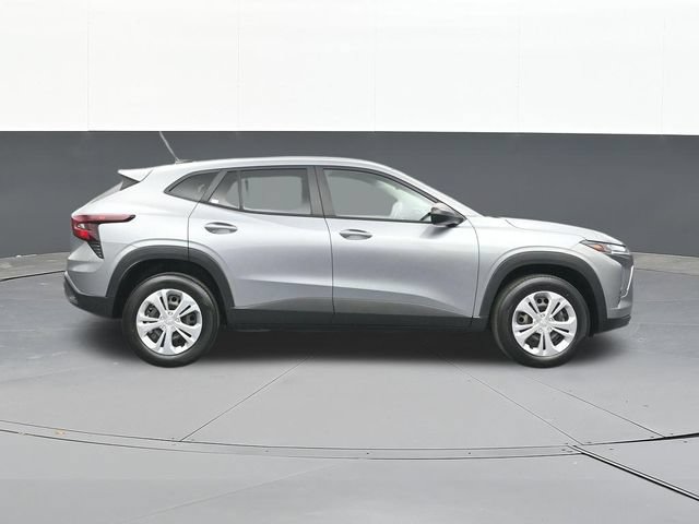 Used 2024 Chevrolet Trax LS FWD image 16