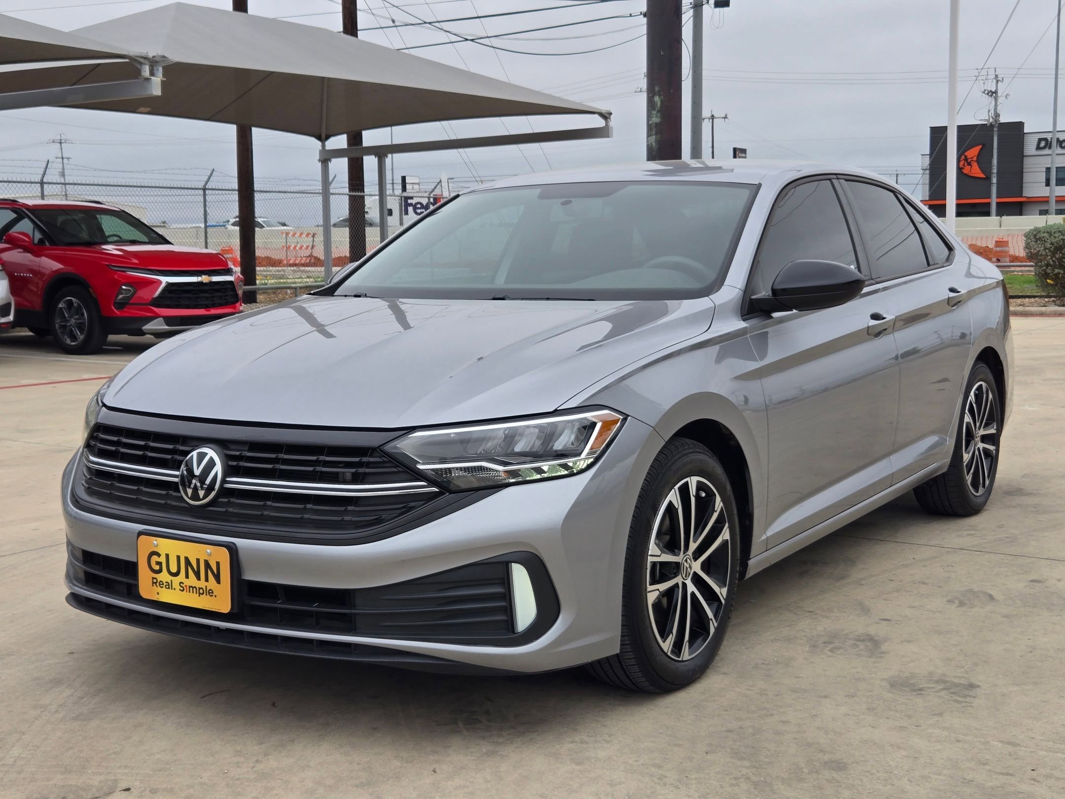 Used 2022 Volkswagen Jetta Sport FWD image 3