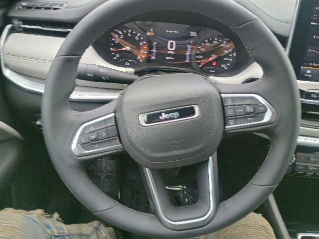 Used 2024 Jeep Compass Limited AWD/4WD image 27