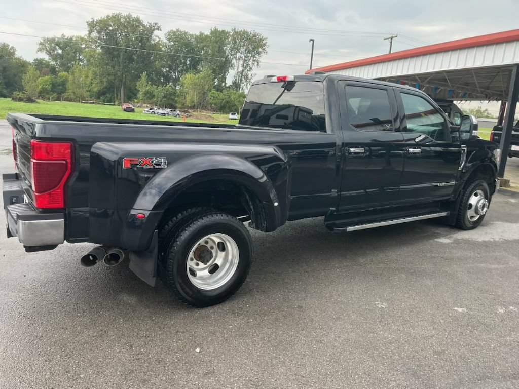 Used 2022 Ford F350 XLT w/ XLT Premium Package AWD/4WD image 5