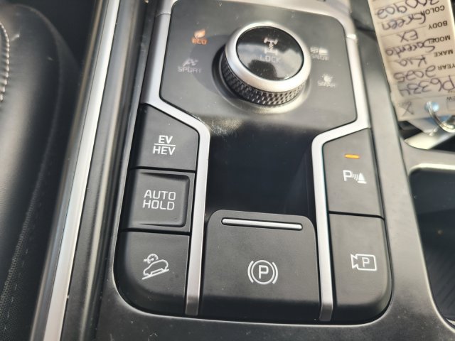 Used 2025 Kia Sorento EX AWD/4WD image 25