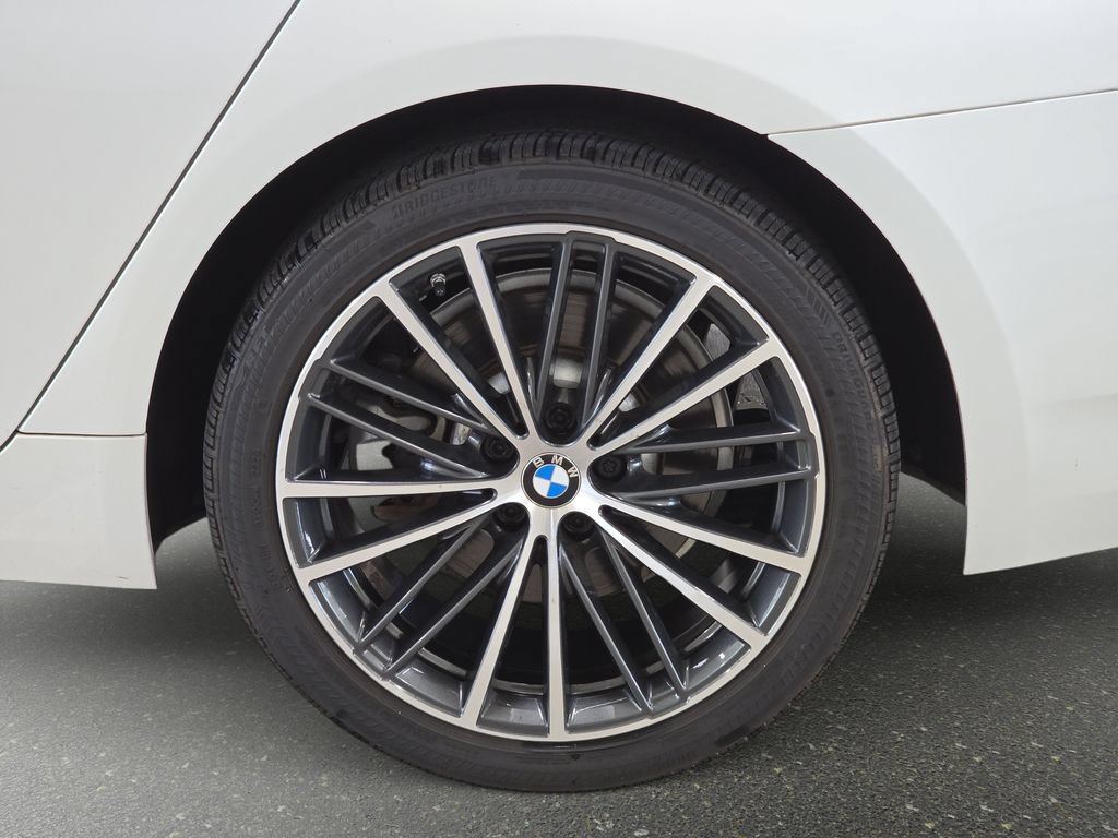 Certified 2023 BMW 530i w/ Premium Package RWD image 32