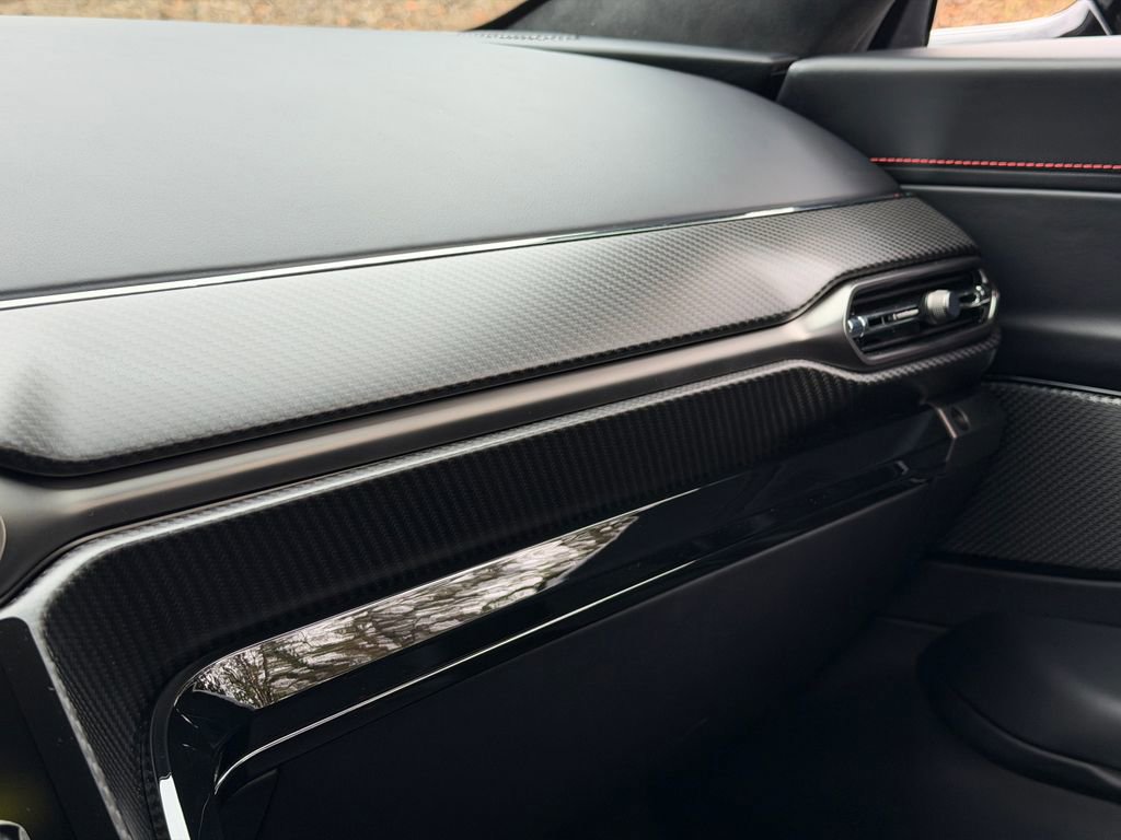 New 2026 Aston Martin V8 Vantage S image 35