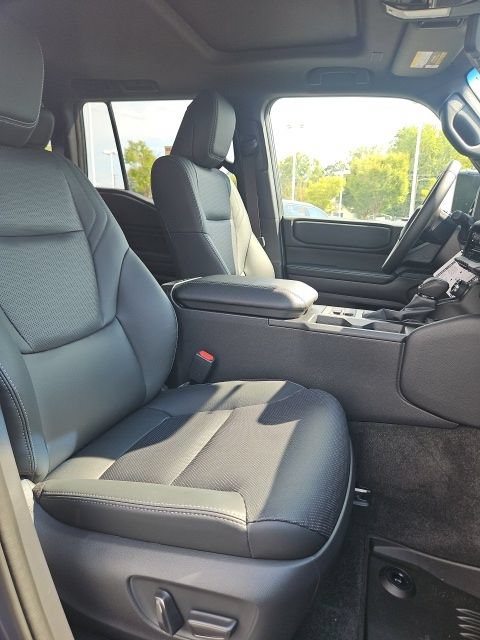 New 2027 Toyota Land Cruiser w/ Premium Package AWD/4WD image 19