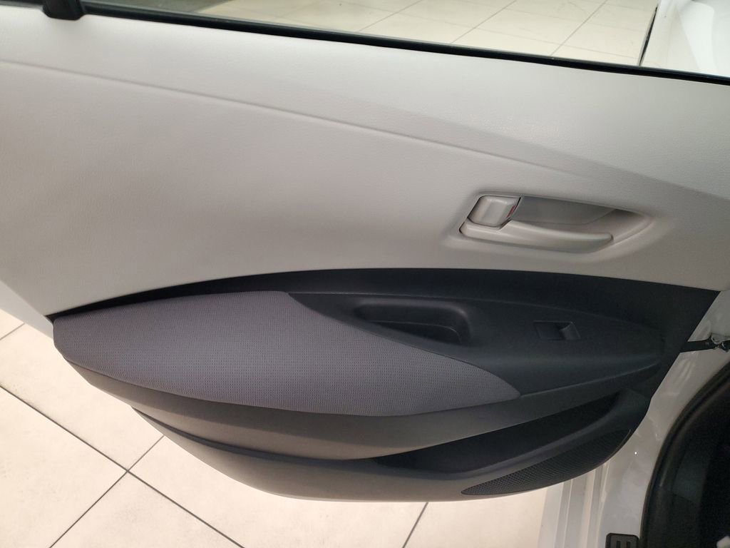 Used 2023 Toyota Corolla LE image 13