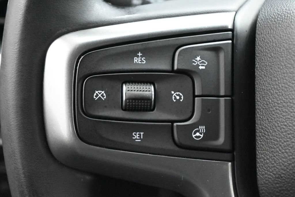 Used 2024 Chevrolet Tahoe Z71 w/ Luxury Package AWD/4WD image 8