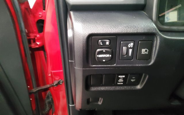 Used 2022 Toyota 4Runner TRD Off-Road Premium image 26