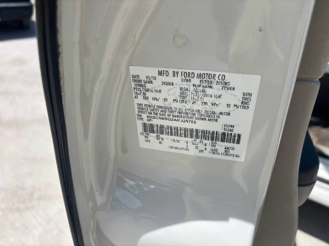 Used 2010 Mercury Mariner 2WD image 12