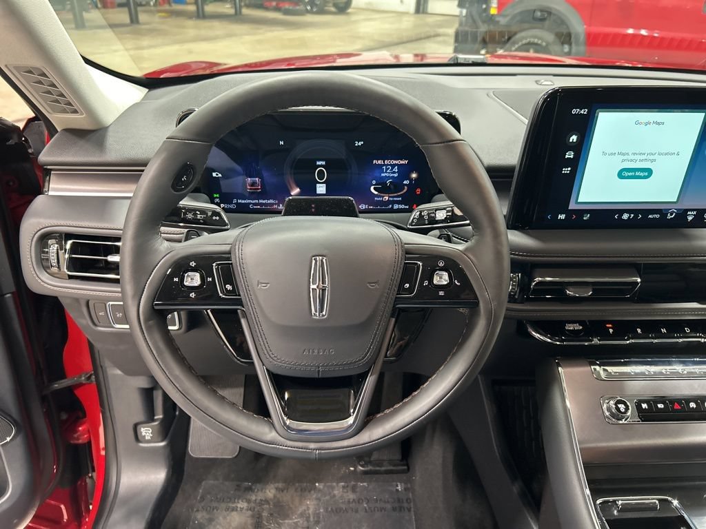 New 2026 Lincoln Aviator AWD w/ Jet Appearance Package image 15