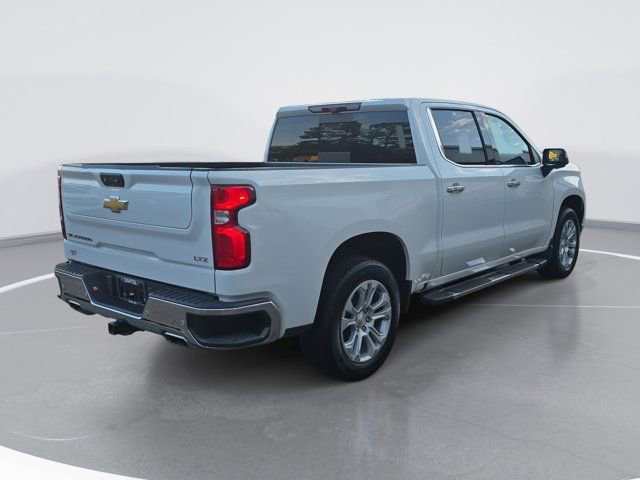 Used 2022 Chevrolet Silverado 1500 LTZ w/ LTZ Premium Package image 3