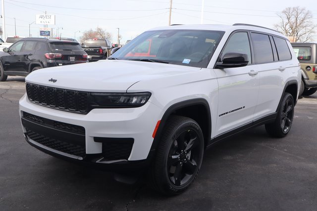 New 2025 Jeep Grand Cherokee L Altitude image 21
