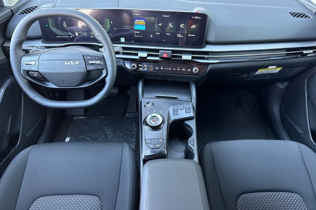 New 2027 Kia Sportage LX FWD image 16