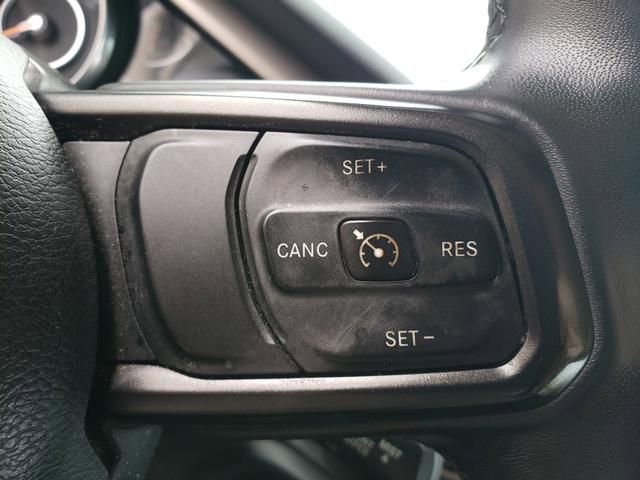 Used 2018 Jeep Wrangler Unlimited Sport S AWD/4WD image 24