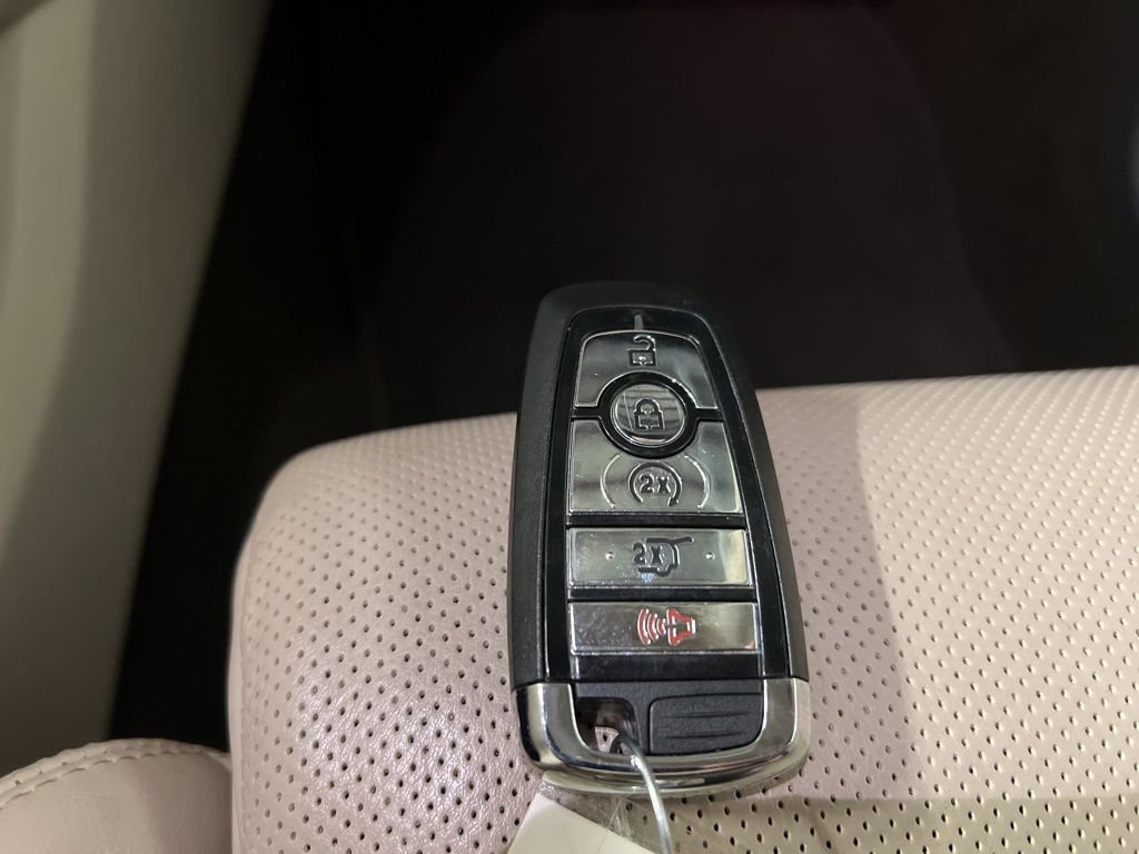 Certified 2020 Lincoln Nautilus Reserve w/ Equipment Group 201A AWD/4WD image 40