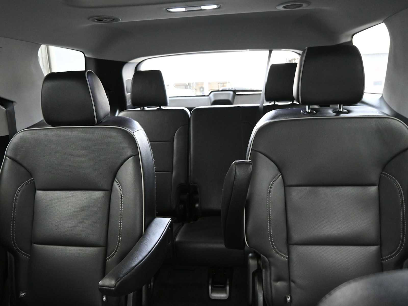 Used 2021 Chevrolet Traverse High Country AWD/4WD image 29
