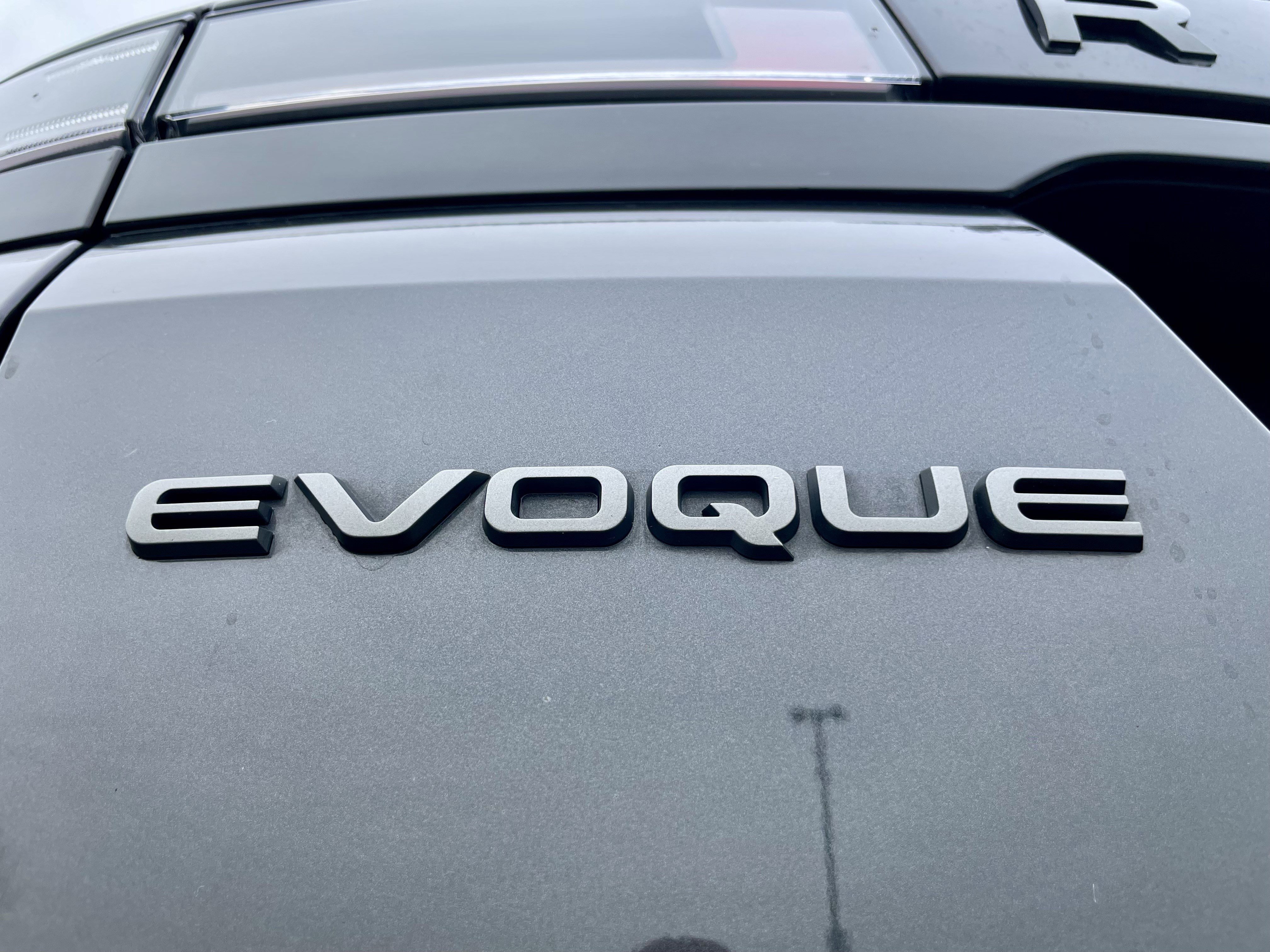 Certified 2024 Land Rover Range Rover Evoque Dynamic SE image 33