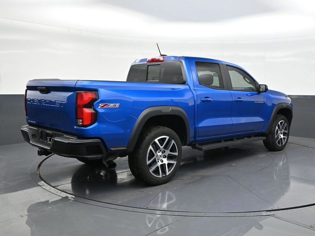 Used 2023 Chevrolet Colorado Z71 w/ Z71 Convenience Package 2 image 5