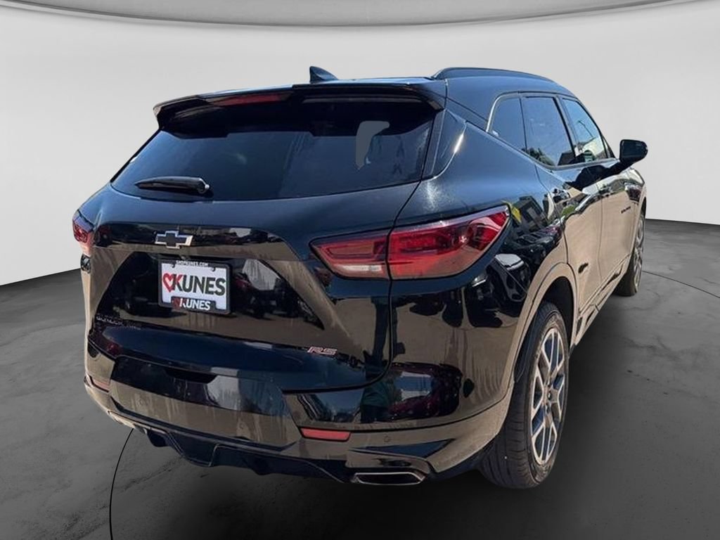 Used 2025 Chevrolet Blazer RS AWD/4WD image 9