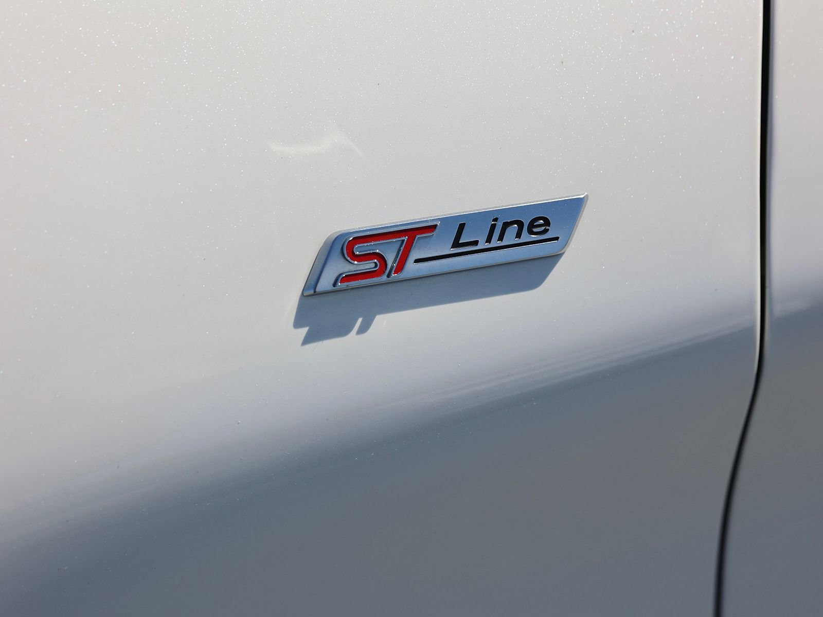 Used 2024 Ford Explorer ST-Line w/ Class IV Trailer Tow Package AWD/4WD image 9