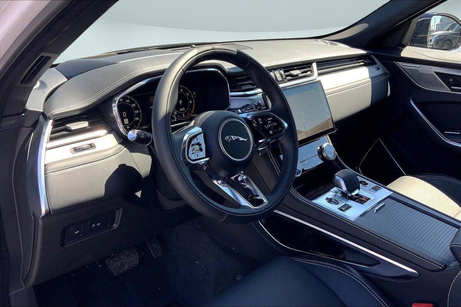 New 2026 Jaguar F-PACE R-Dynamic S AWD/4WD image 3