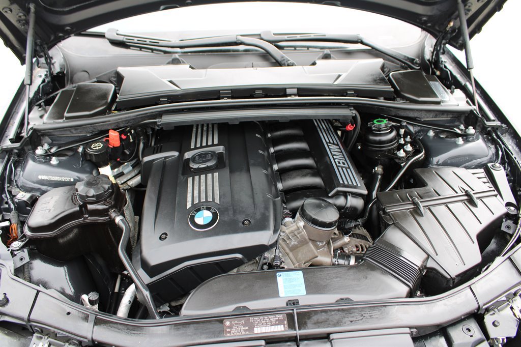 Used 2009 BMW 328i Wagon image 31