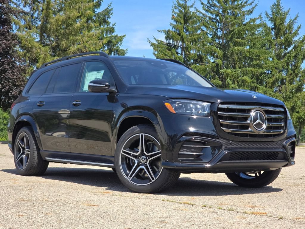 New 2026 Mercedes-Benz GLS 450 4MATIC image 2