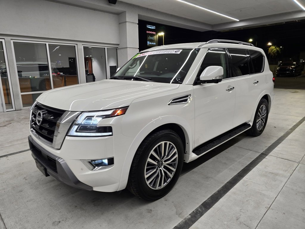 Used 2023 Nissan Armada SL w/ Captain's Chairs Package image 2