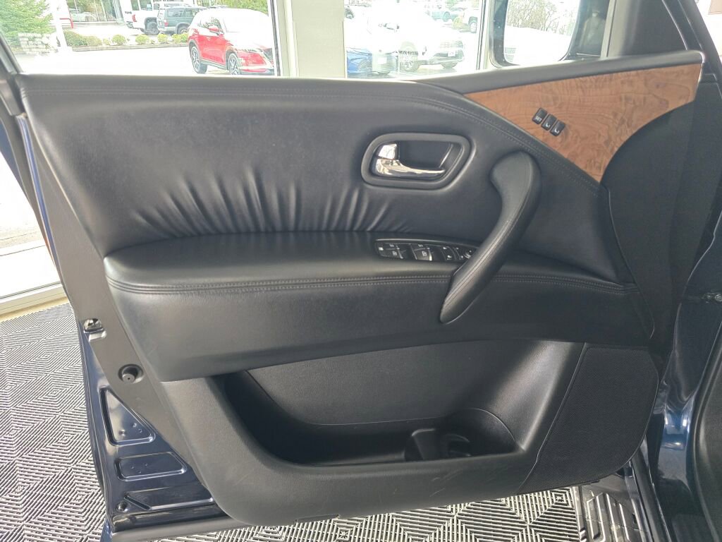 Used 2022 Nissan Armada SL w/ Captain's Chairs Package image 20