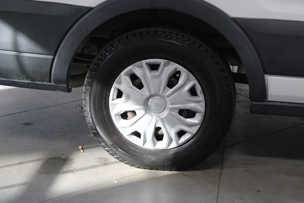 Used 2017 Ford Transit 350 XLT image 13