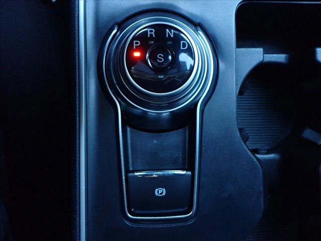 Used 2023 Ford Edge SE w/ Black Appearance Package image 20