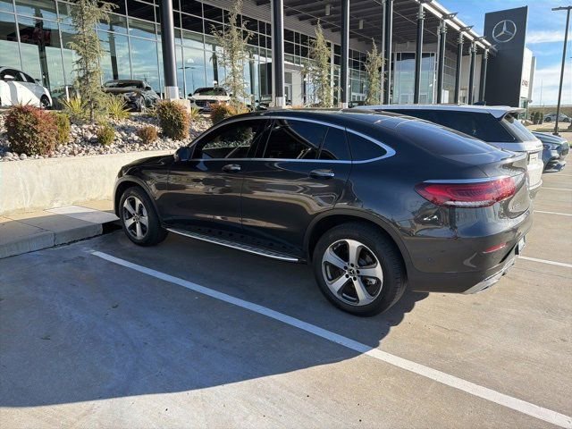 Used 2021 Mercedes-Benz GLC 300 4MATIC Coupe image 2