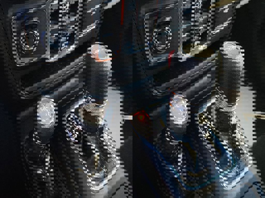 New 2026 Jeep Gladiator Sport image 18