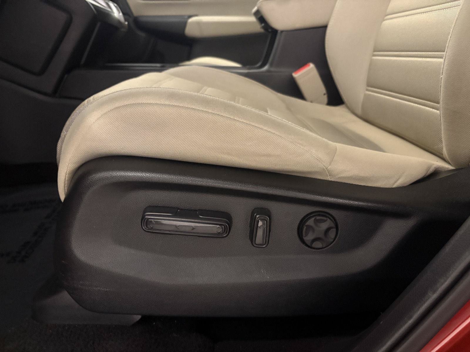 Used 2018 Honda CR-V EX image 18
