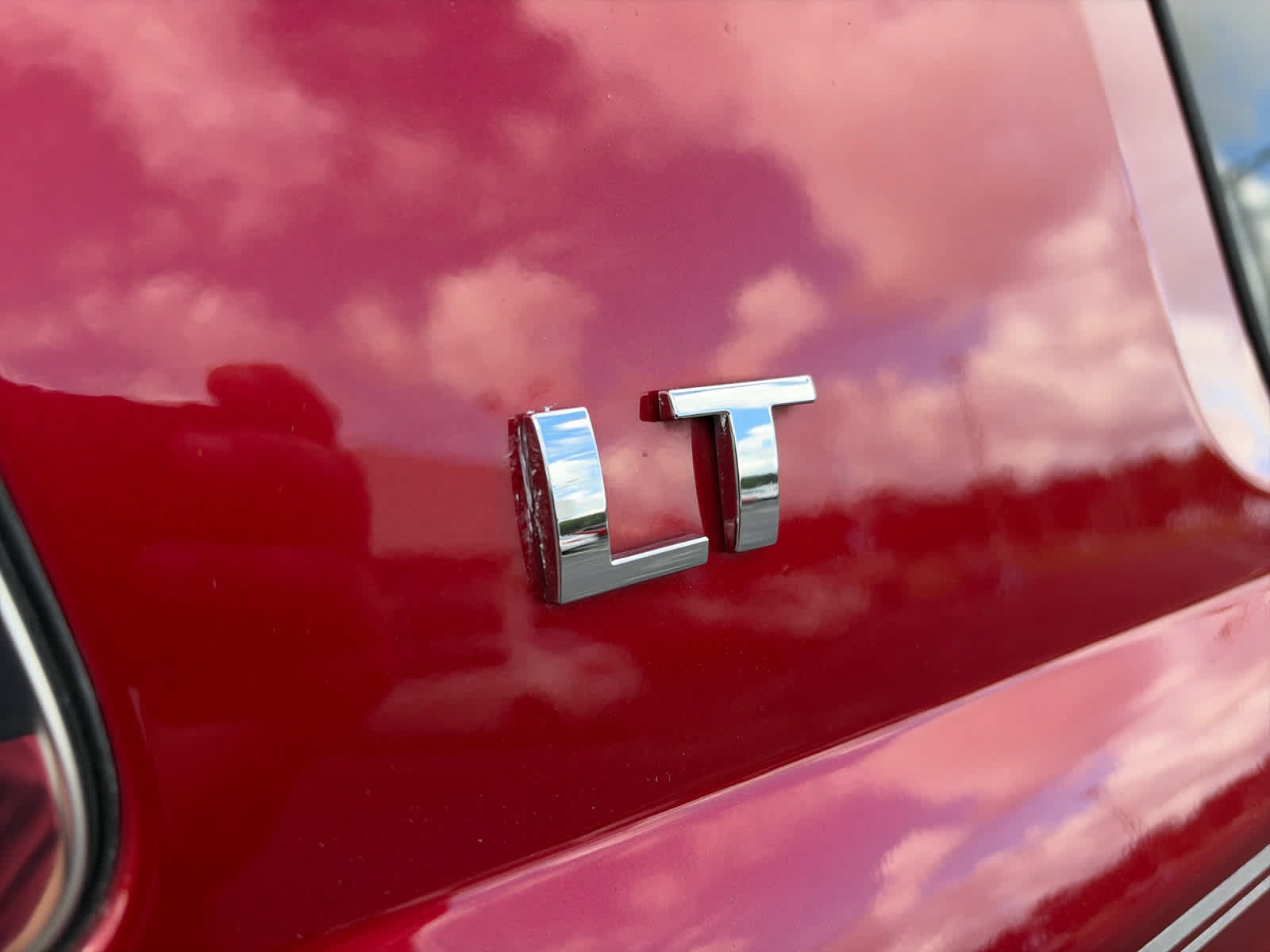 Used 2015 Chevrolet Tahoe LT RWD image 6