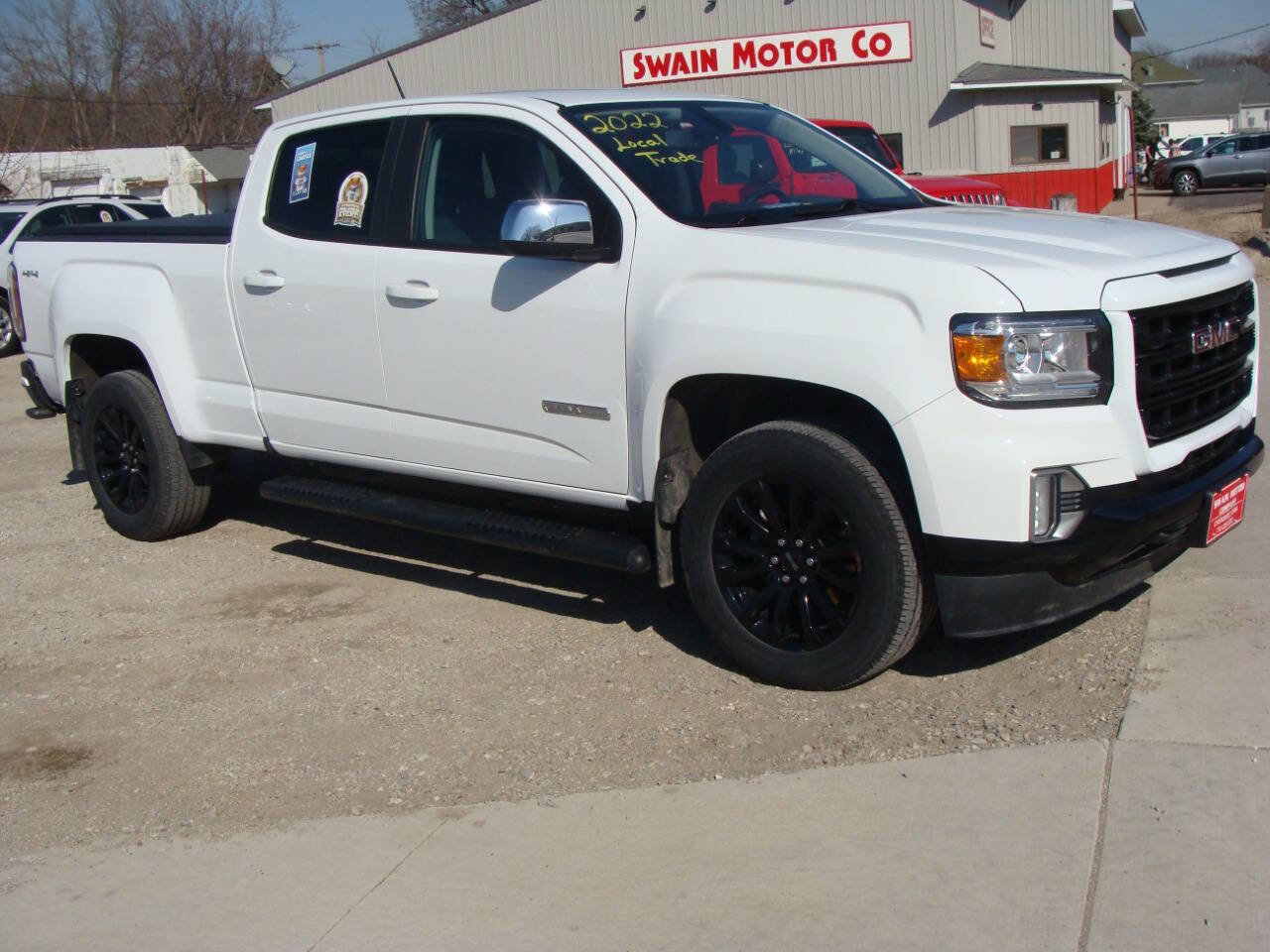 Used 2022 GMC Canyon Elevation image 3
