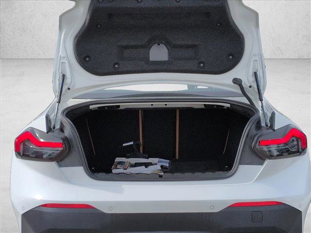 Used 2025 BMW 230i Coupe w/ Convenience Package image 6