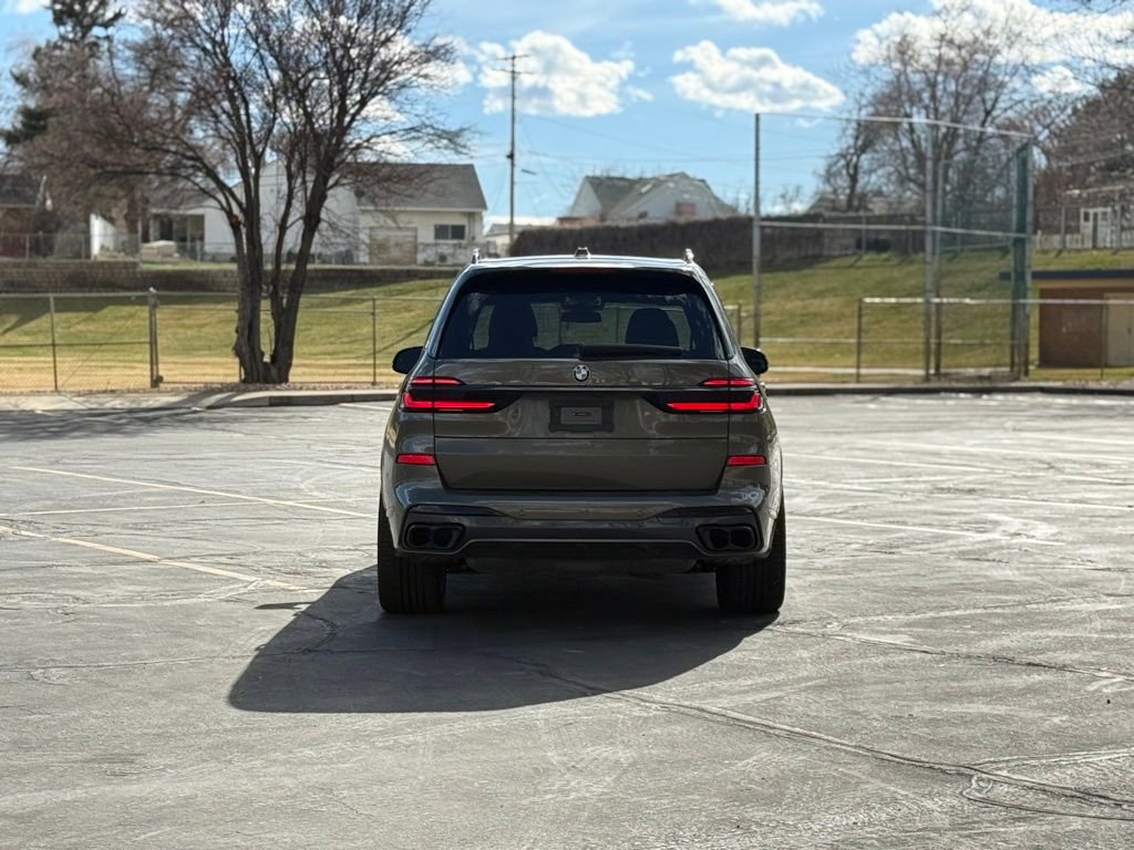 Used 2025 BMW X7 M60i AWD/4WD image 6