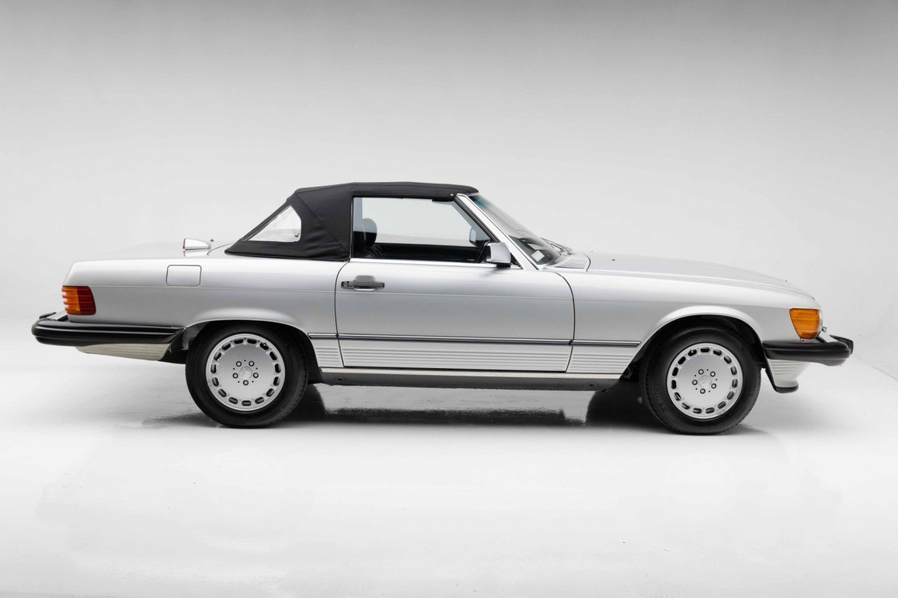 Used 1987 Mercedes-Benz 560 SL image 31