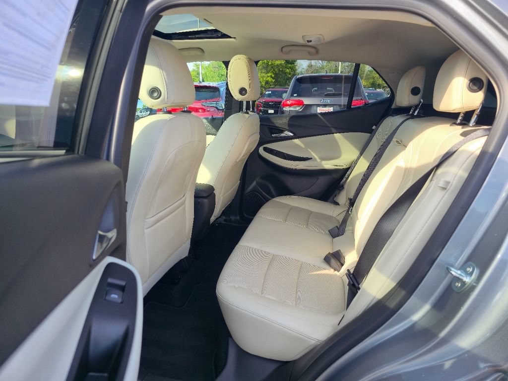 Used 2024 Buick Encore GX Avenir w/ Avenir Convenience Package FWD image 23
